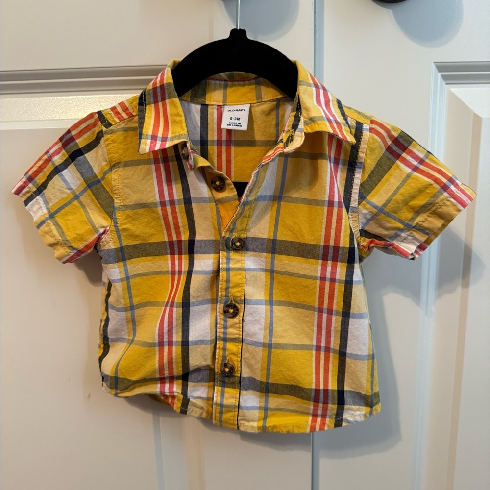 Old Navy 0-3m Button-up Shirt